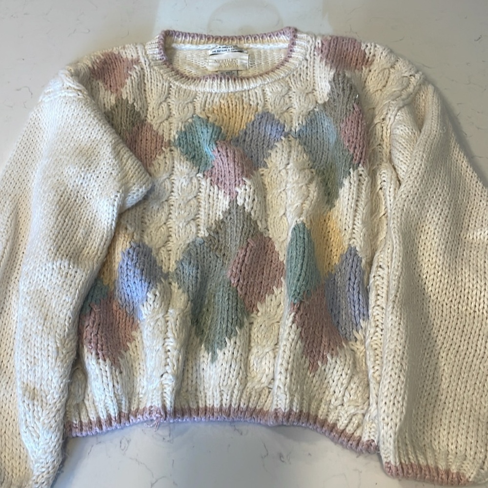 1990’s argyle vintage pastel cottage core sweater. Size L